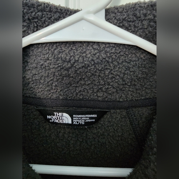 The North Face Women's Charcoal Fleece Jacket, Size XL - Picture 2 of 3